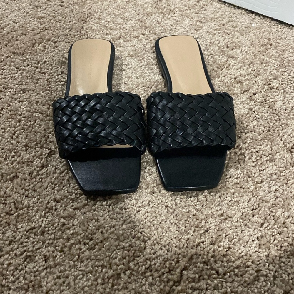 Banana Republic sandals